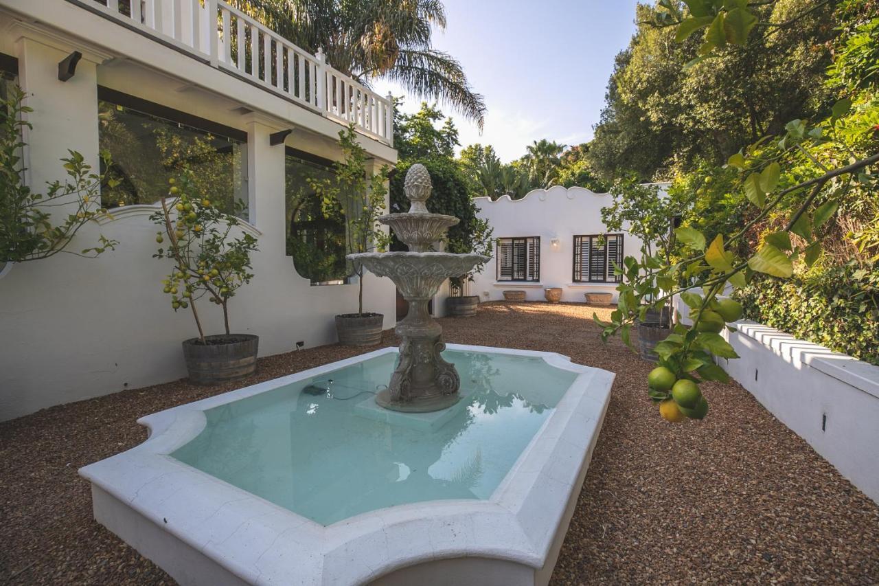Bed and Breakfast The White Manor à Le Cap Extérieur photo